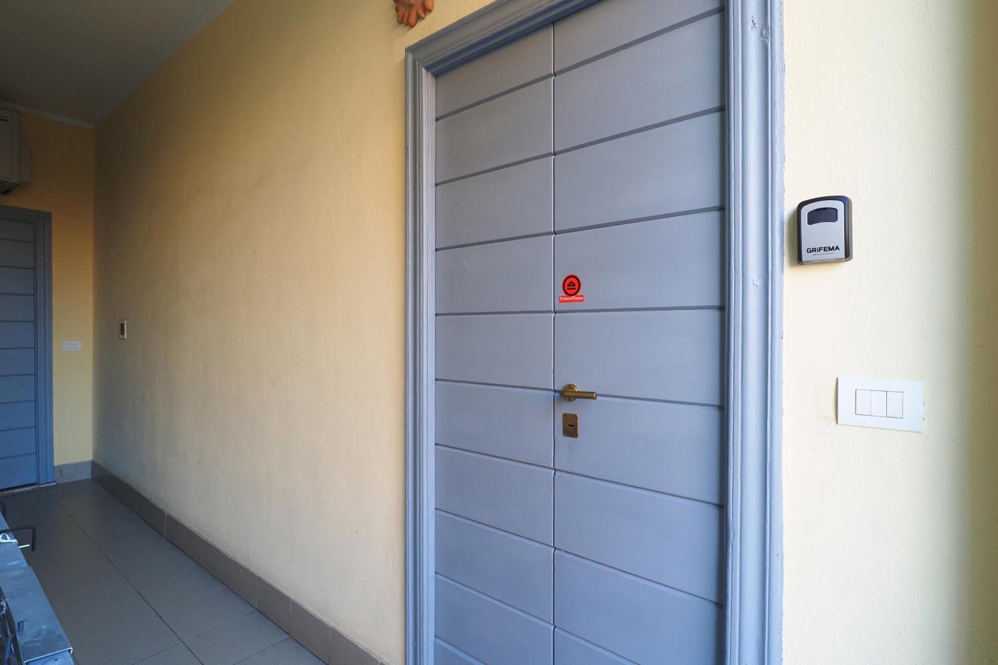 Primopiano - Ciaia Apartment มิลาน ภายนอก รูปภาพ